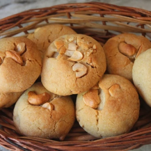 Homemade Kaju Cookies (Cashew Cookies), 210gms